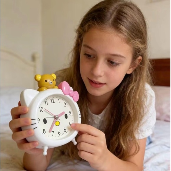 Hello Kitty Clock with Pink Bow and Bear - Picture 3 of 9